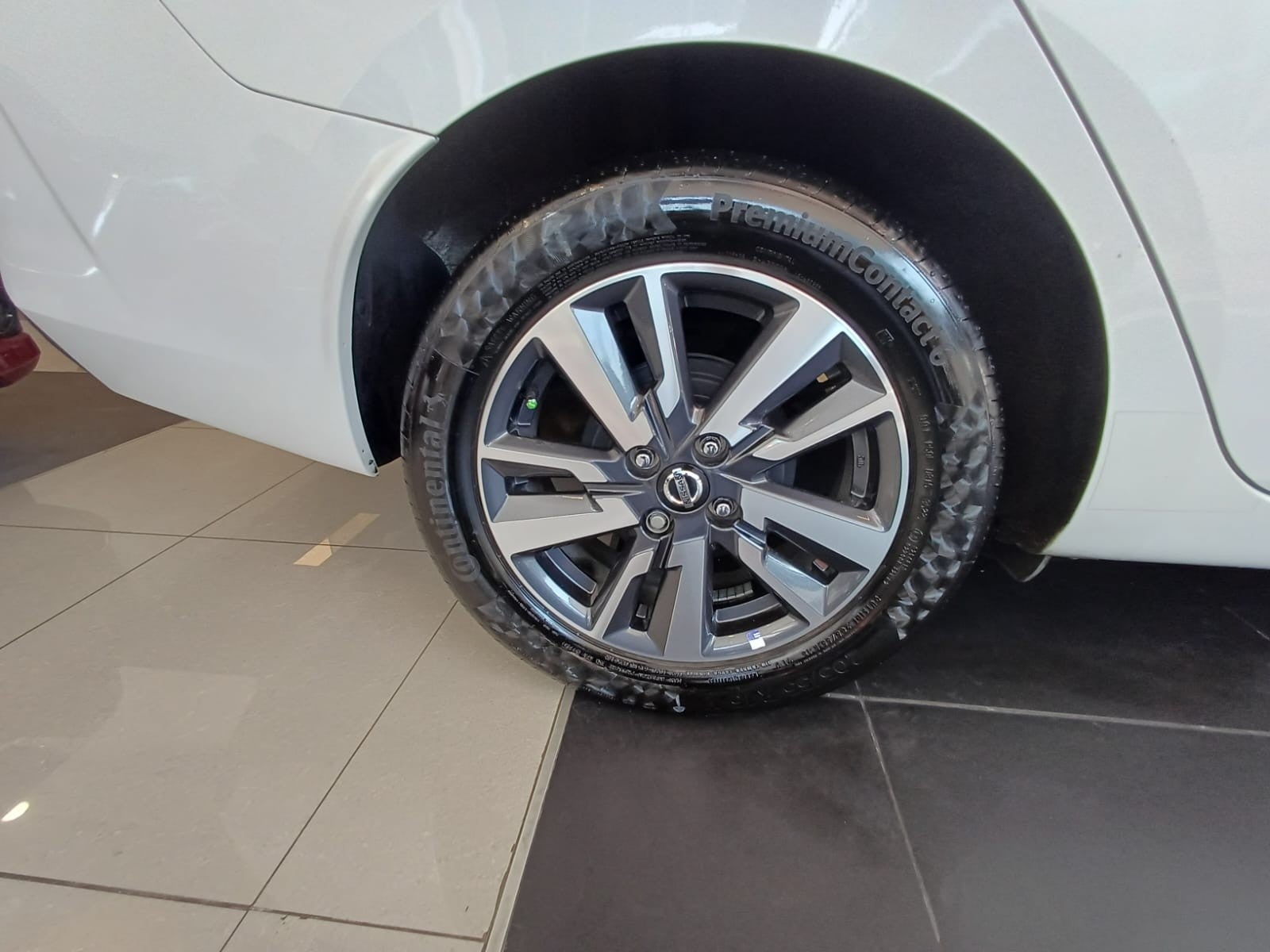 2022 Nissan VERSA ADVANCE CVT 22