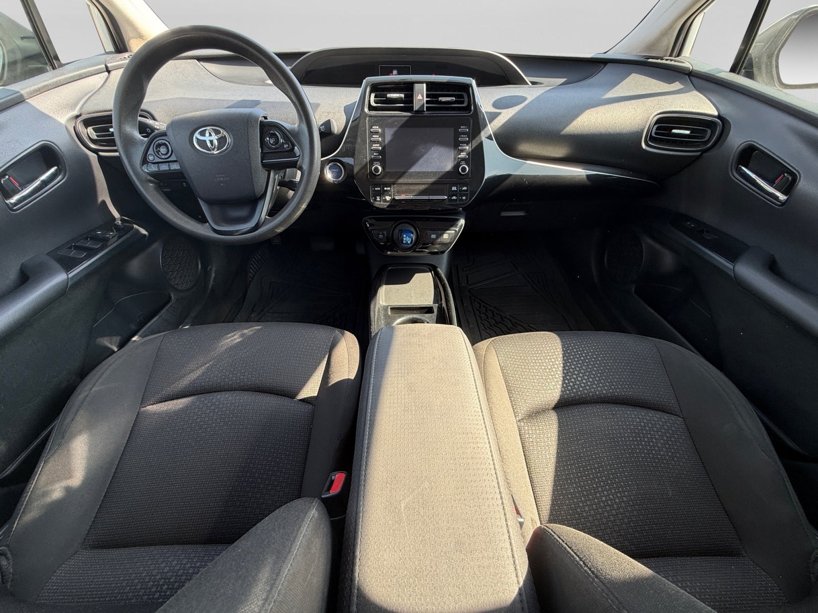 2021 Toyota PRIUS BASE