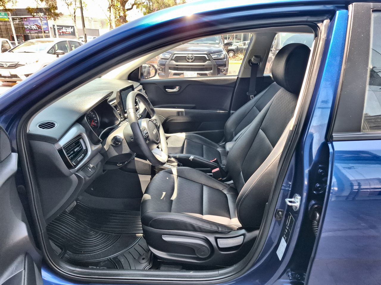 2022 Kia RIO EX TA
