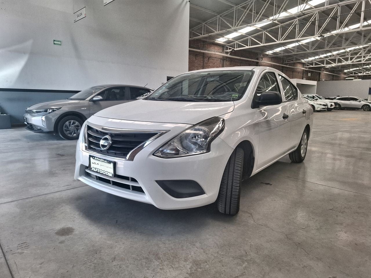 2018 Nissan VERSA DRIVE MT AC