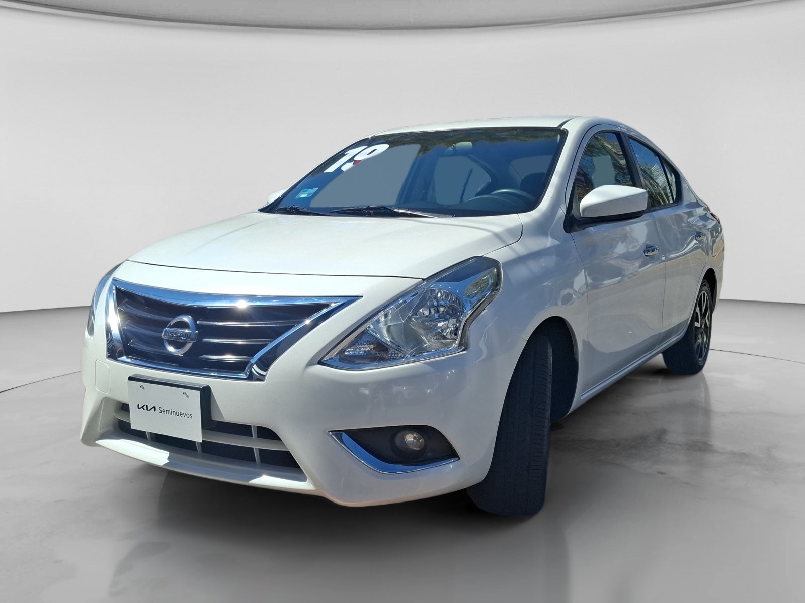 2019 Nissan VERSA ADVANCE AT AC