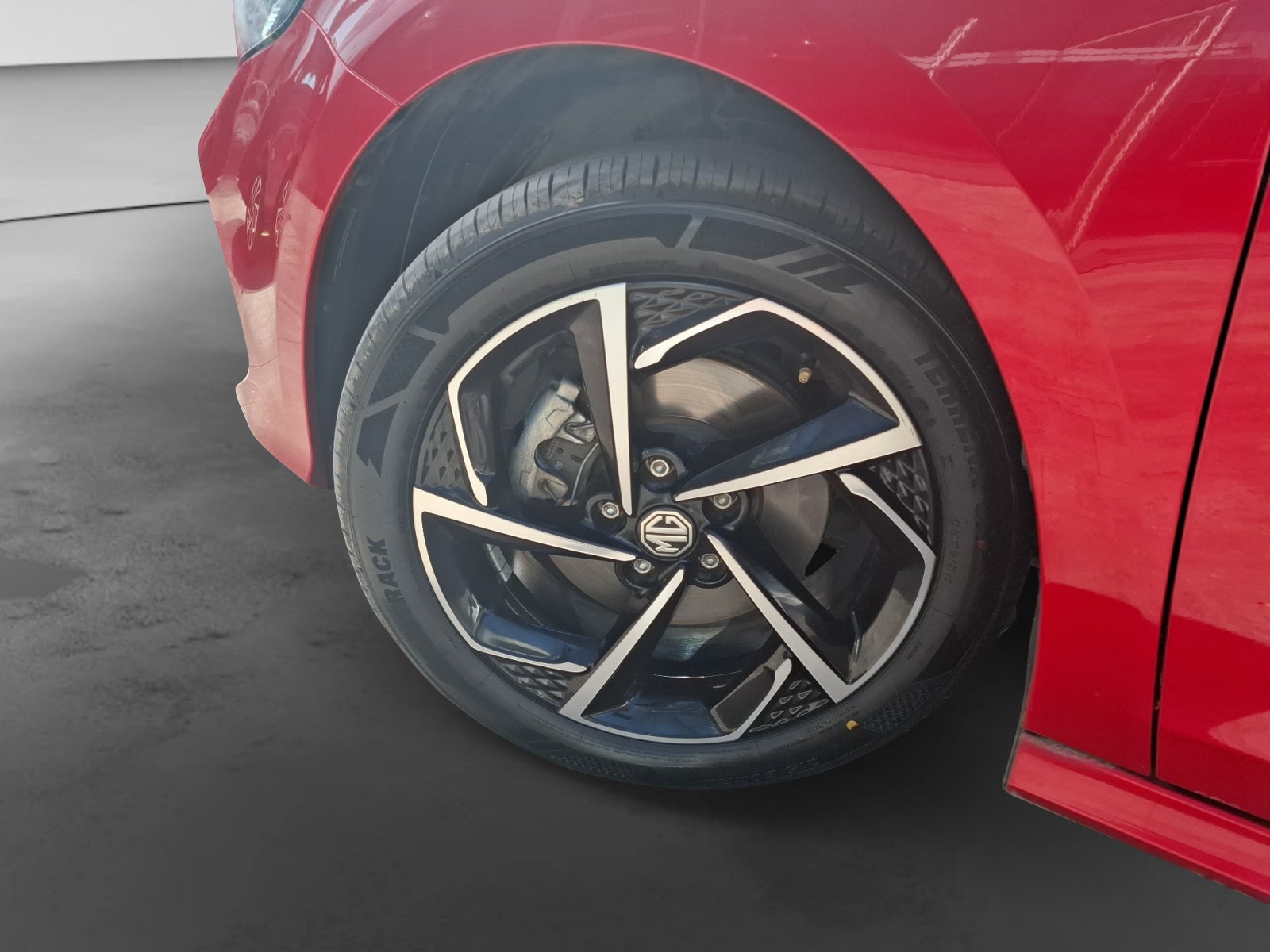 2023 MG GT 1.5L DCT DEL ALPHA
