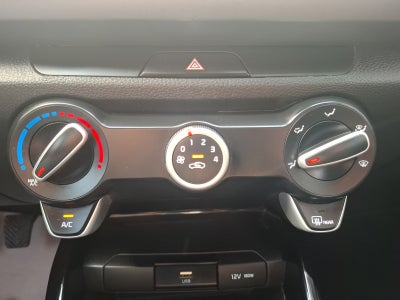 2023 Kia RIO LX TM