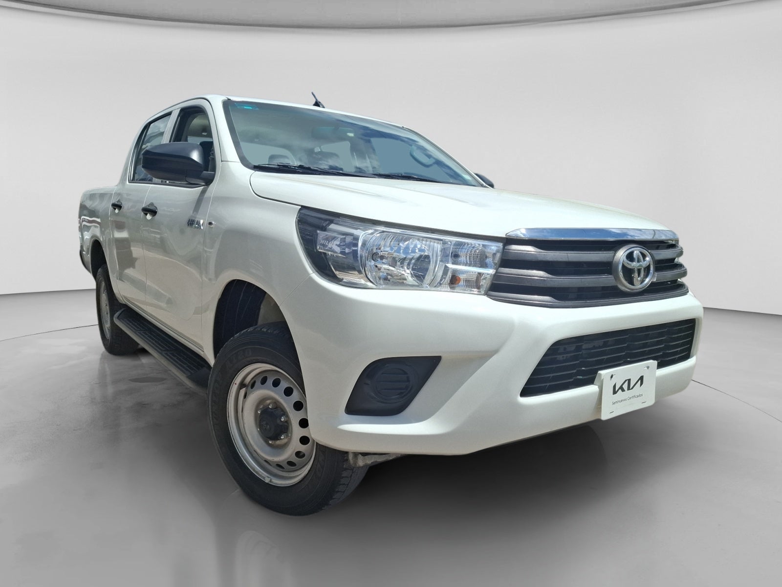 2023 Toyota HILUX D-CAB BASE