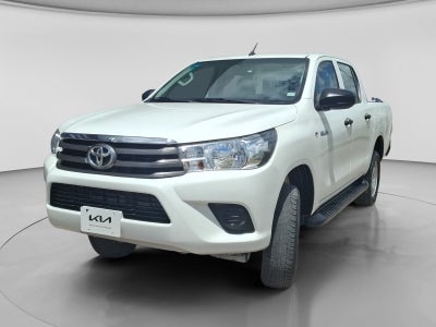 2023 Toyota HILUX D-CAB BASE